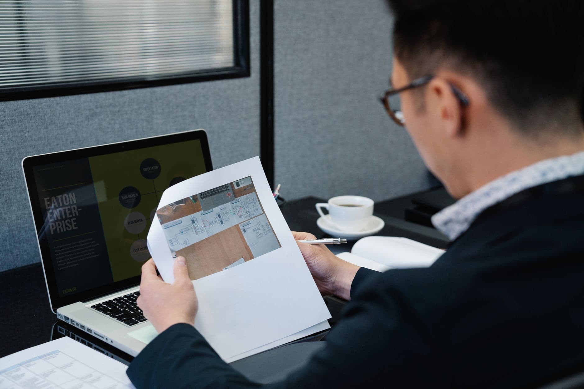 AI Audit for SMEs: What It Is and What It Delivers - An AI audit maps out where time and money are leaking in your business, and which AI applications actually solve that. Here's what such an audit looks like, what it costs, and when you're better off waiting.