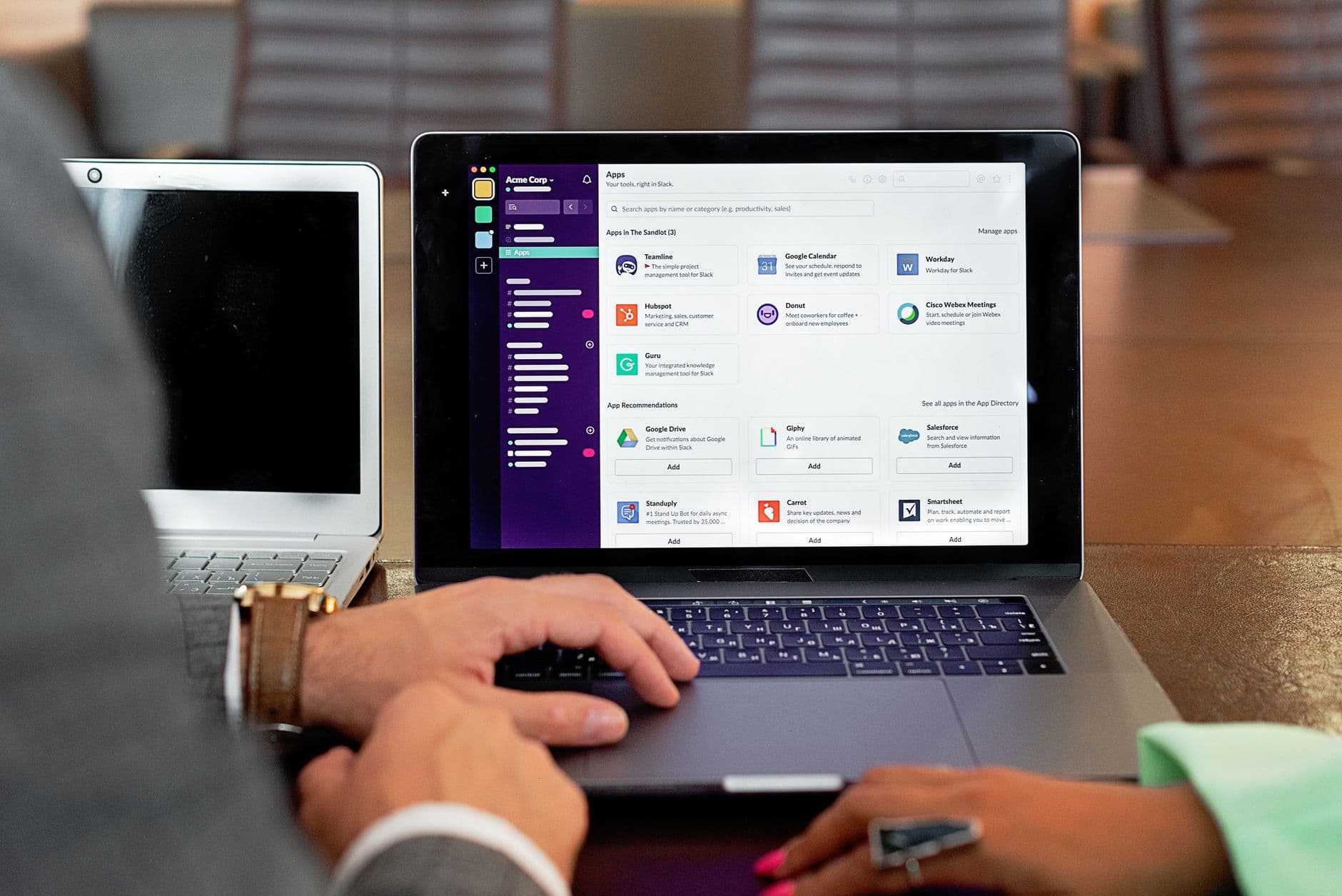 De integratielaag: waarom losse tools je bedrijf remmen — praktische AI-gids voor Nederlandse MKB-bedrijven