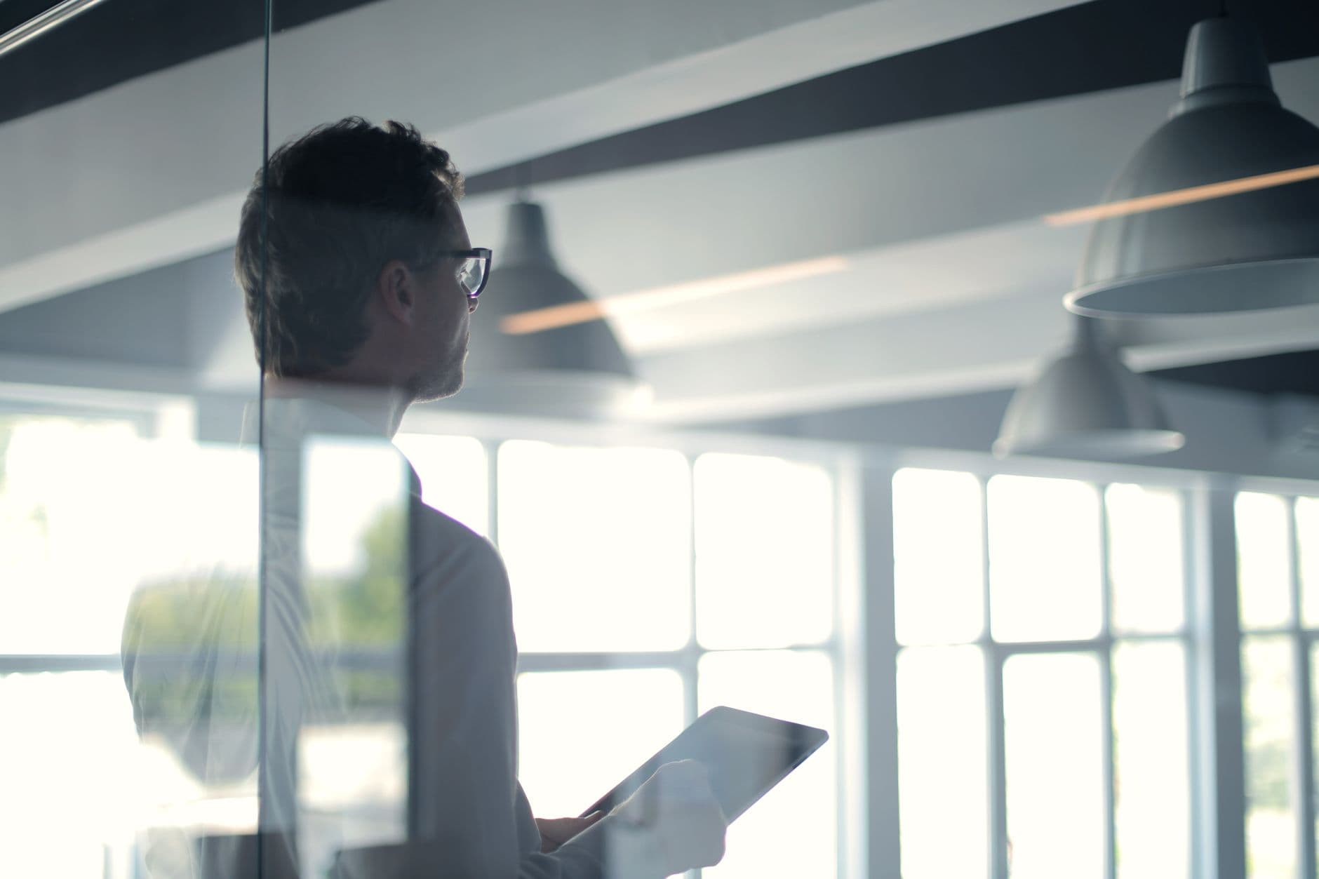 AI governance for SMEs: practical policy, roles and controls - AI governance is the set of rules, roles and controls your business uses to deploy AI responsibly. Learn which roles you need, how to set up controls and use our 10-point checklist.